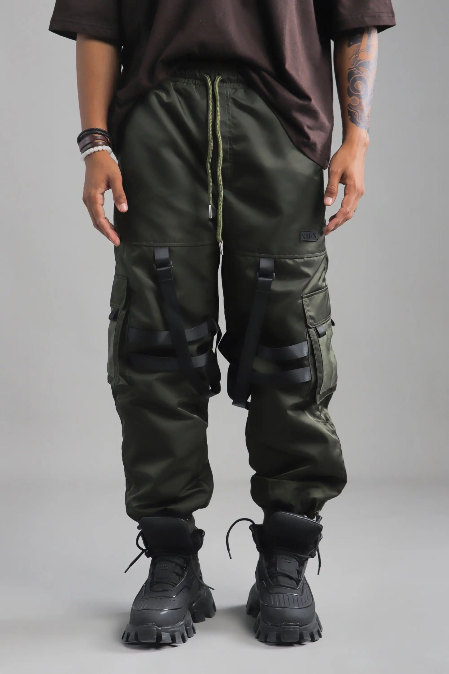 armour-buckled-cargo-pants