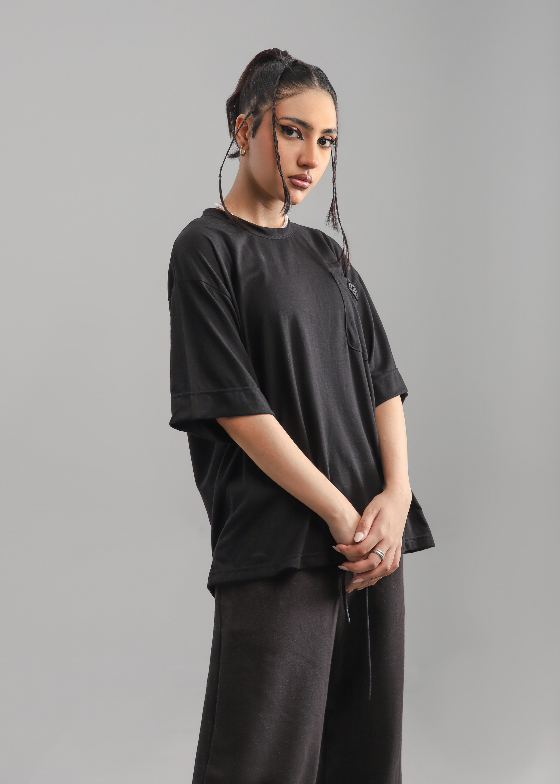 oversized-boxy-pocket-tee